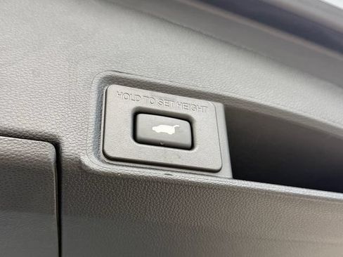 Certified 2025 Acura RDX SH-AWD w/ Technology Package image 18