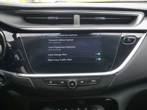 Used 2023 Buick Encore GX Select w/ Sport Touring Package image 16