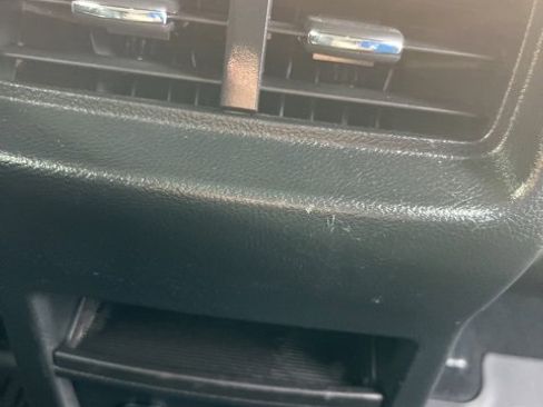 Used 2024 Ford Edge Titanium w/ Class II Trailer Tow Package image 33