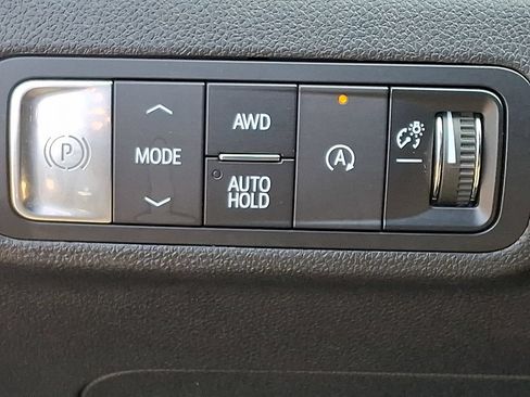 Used 2025 GMC Terrain Elevation AWD/4WD image 24