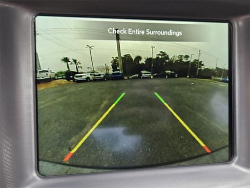 Used 2023 Dodge Charger SXT image 18