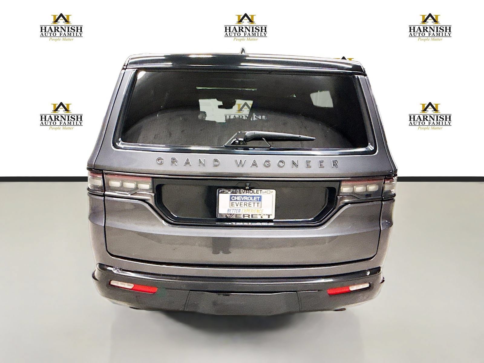 Used 2024 Jeep Grand Wagoneer L Series II w/ Quick Order Packagew 28T AWD/4WD image 6