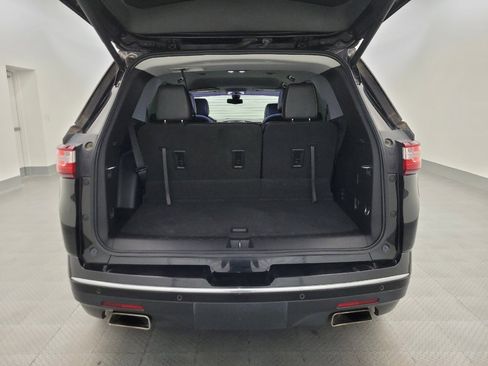 Used 2020 Chevrolet Traverse Premier FWD image 29