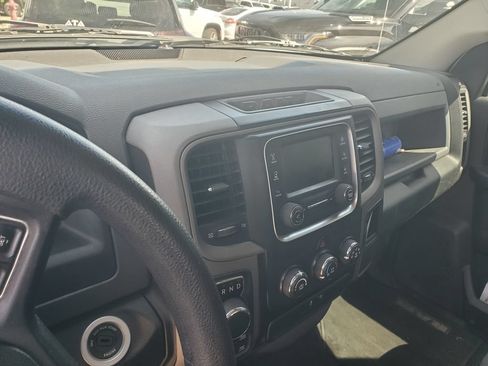 Used 2016 RAM 1500 Express AWD/4WD image 13