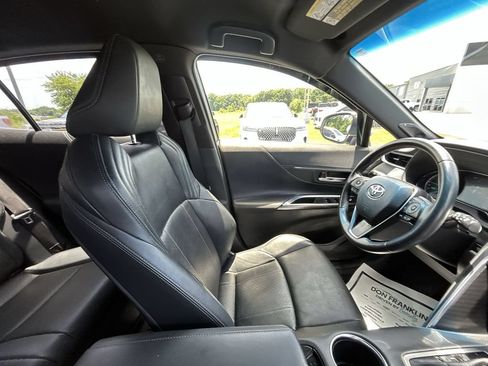 Used 2021 Toyota Venza Limited w/ Advanced Technology Package AWD/4WD image 10