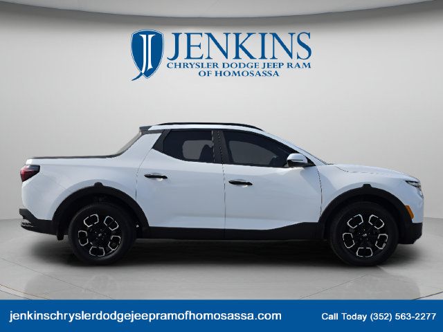 Used 2022 Hyundai Santa Cruz SEL w/ Activity Package FWD image 3