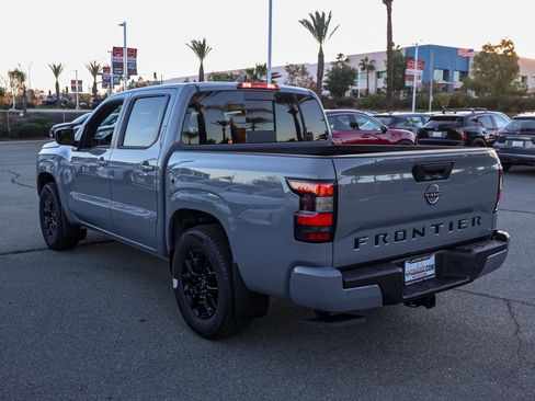 New 2026 Nissan Frontier SV image 6