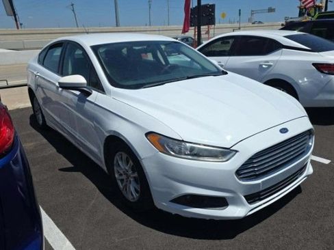 Used 2016 Ford Fusion S w/ Equipment Group 101A FWD image 4