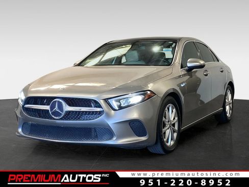 Used 2020 Mercedes-Benz A 220 image 1