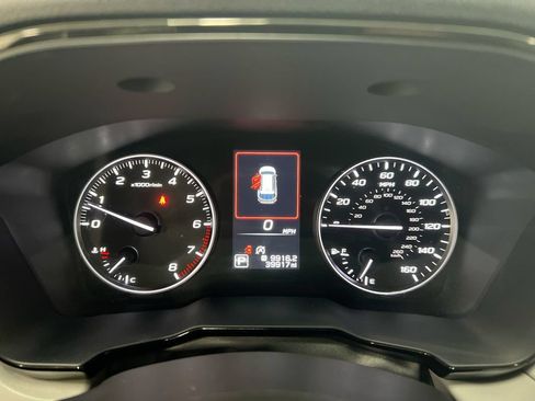 Used 2023 Subaru Outback Premium AWD/4WD image 12