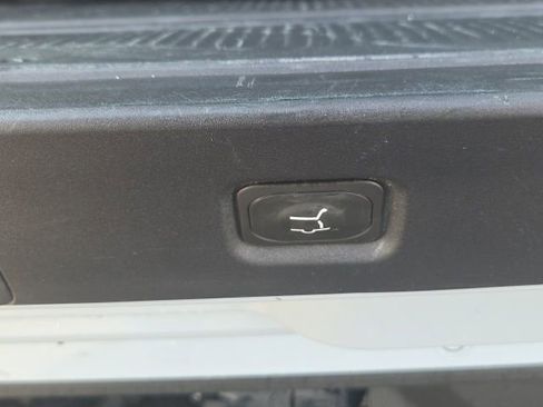 Certified 2025 Ford Expedition Active image 14