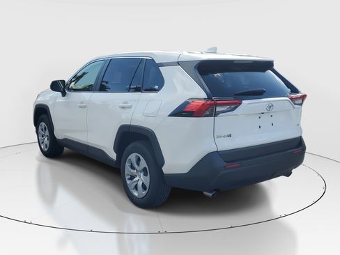 Used 2023 Toyota RAV4 LE image 5