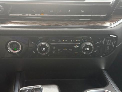 Used 2022 Chevrolet Silverado 1500 RST w/ Protection Package AWD/4WD image 33