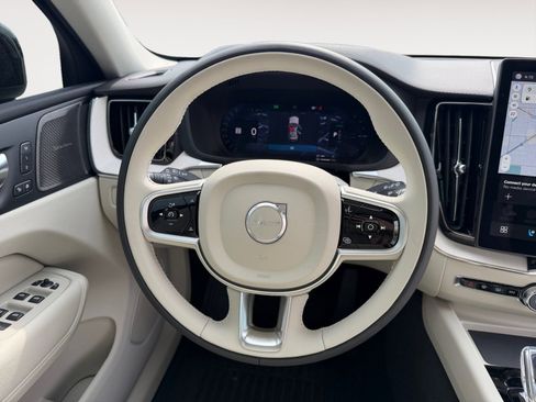 New 2026 Volvo XC60 T8 Ultra w/ Protection Package Premier image 12