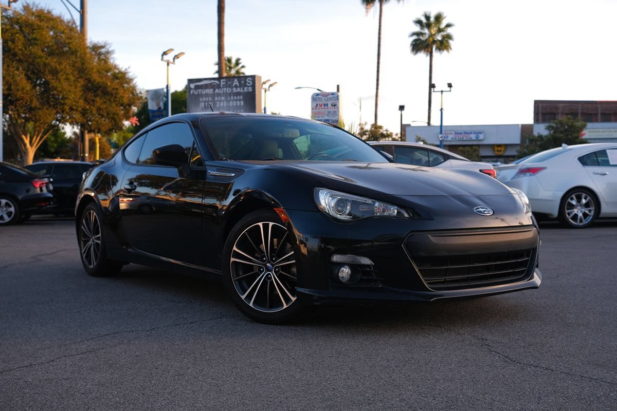 Used 2013 Subaru BRZ Limited w/ Popular Pkg 1B RWD image 3