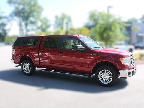 Used 2014 Ford F150 Lariat w/ Equipment Group 501A Mid RWD image 19