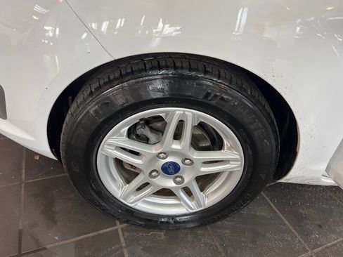 Used 2018 Ford Fiesta SE image 33