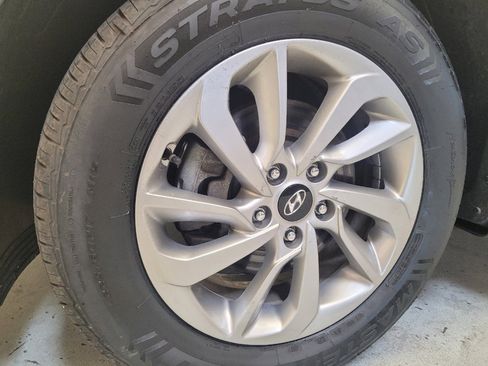 Used 2017 Hyundai Tucson SE image 31