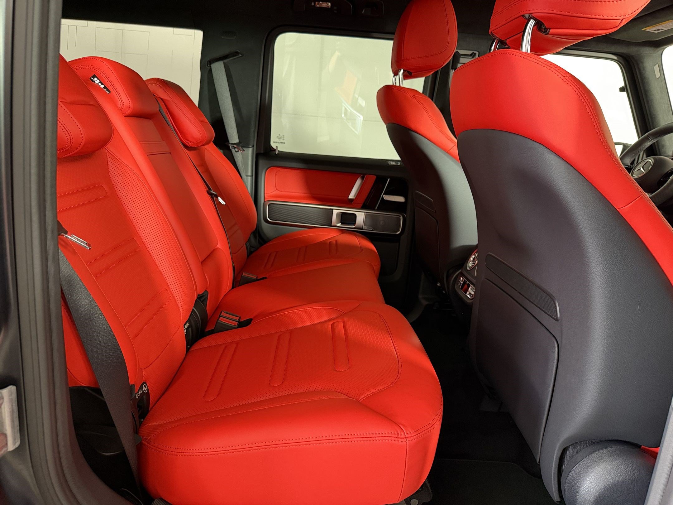 New 2027 Mercedes-Benz G 580 e image 31