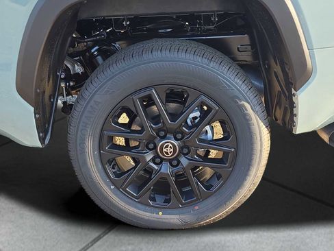 New 2026 Toyota Tundra Limited AWD/4WD image 12