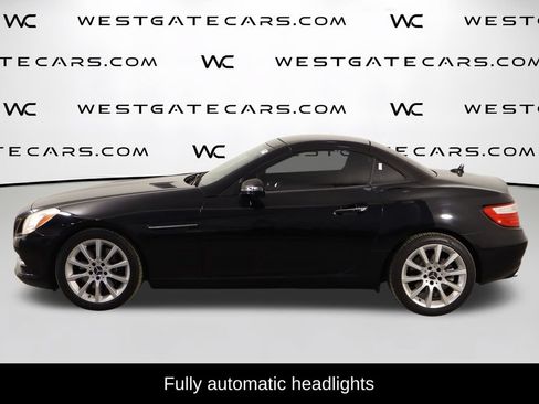 Used 2016 Mercedes-Benz SLK 300 image 5