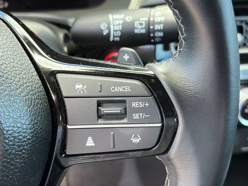 Used 2025 Honda Civic Sport image 14