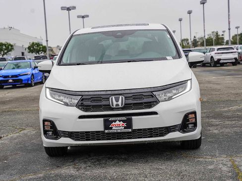 New 2026 Honda Odyssey Elite image 2