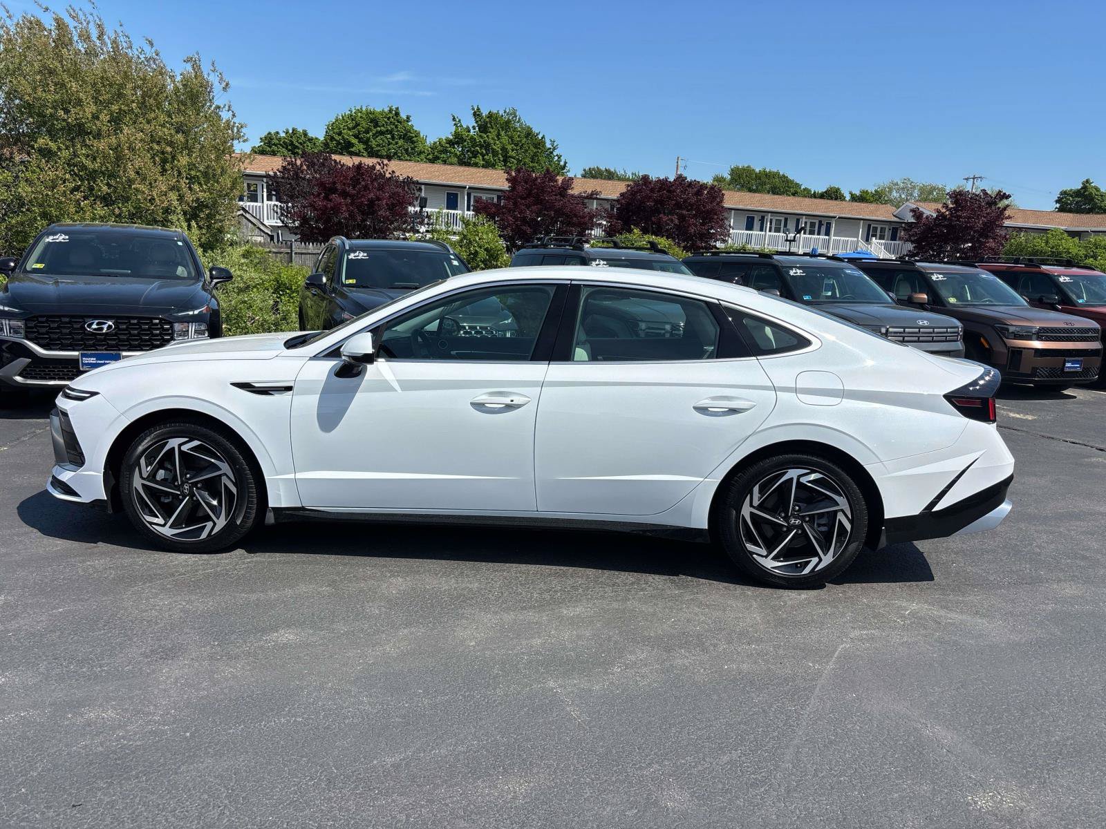 Used 2026 Hyundai Sonata SEL AWD/4WD image 2