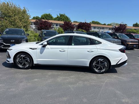 Certified 2026 Hyundai Sonata SEL AWD/4WD image 2