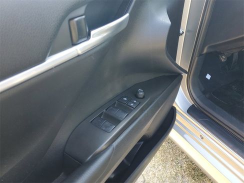 Used 2023 Toyota Camry LE image 11