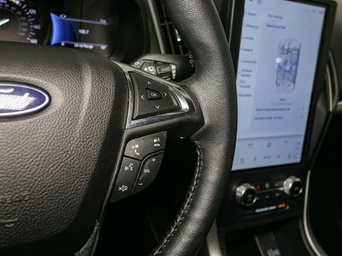 Used 2022 Ford Edge SEL w/ Convenience Package image 29