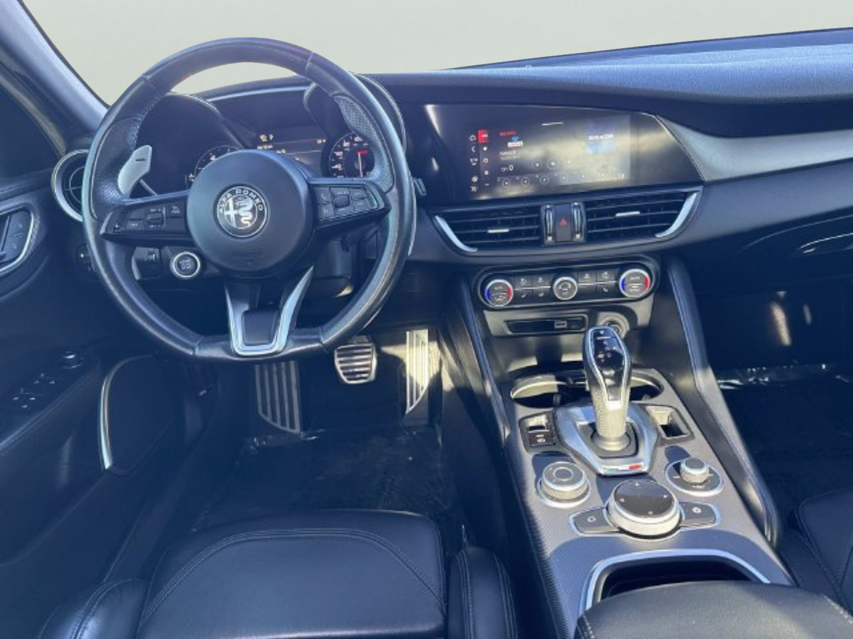 Used 2021 Alfa Romeo Giulia Ti Sport AWD/4WD image 13
