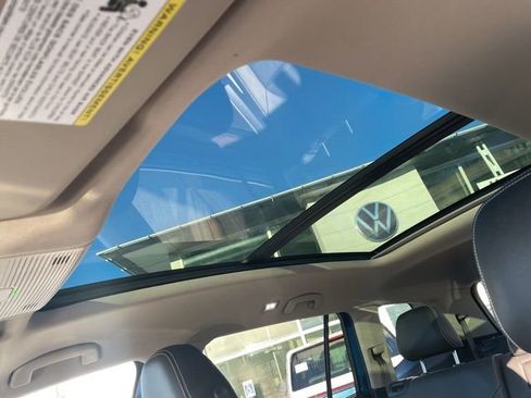 Certified 2025 Volkswagen Atlas SEL image 14