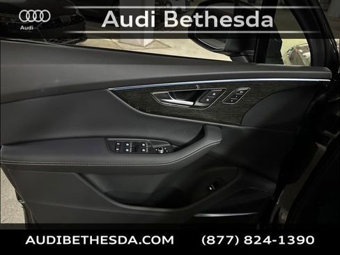 New 2025 Audi Q7 3.0T Premium Plus image 13
