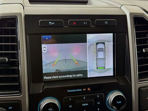 Used 2020 Ford F150 Lariat w/ Equipment Group 502A Luxury image 19