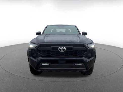 Used 2025 Toyota Tacoma TRD Off-Road image 4