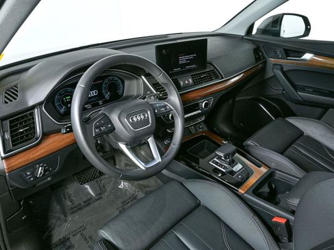 Used 2023 Audi Q5 e Premium AWD/4WD image 5