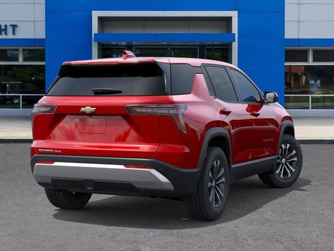 New 2026 Chevrolet Equinox LT AWD/4WD image 4