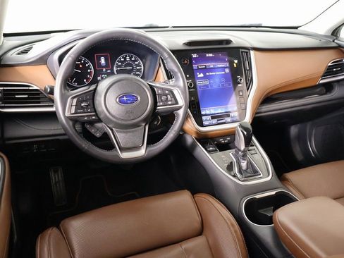 Used 2022 Subaru Outback Touring XT image 2