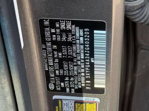 Used 2018 Kia Sorento FWD image 13