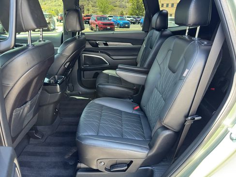 Used 2025 Kia Telluride SX Prestige X-Line AWD/4WD image 20