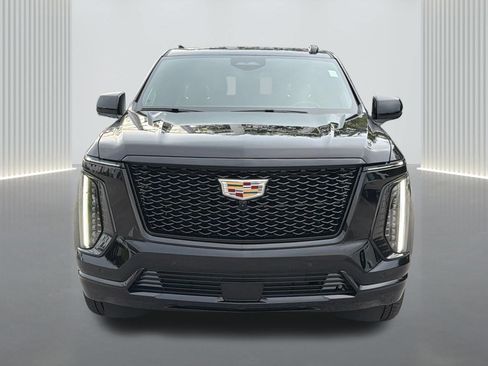 Certified 2025 Cadillac Escalade ESV Sport Platinum AWD/4WD image 10