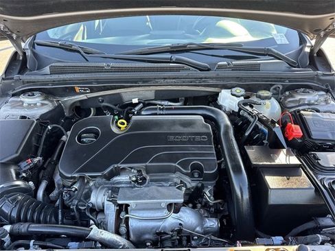 Used 2024 Chevrolet Malibu LT image 23