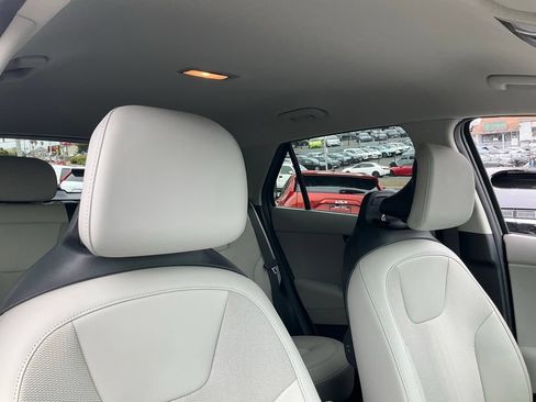 Used 2023 Kia Niro Wind FWD image 58
