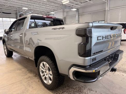 Used 2023 Chevrolet Silverado 1500 LTZ w/ LTZ Convenience Package II AWD/4WD image 5