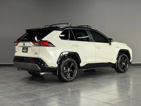 Used 2019 Toyota RAV4 XSE w/ Carpet Mat Package AWD/4WD image 5