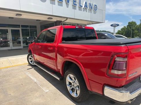 Used 2021 RAM 1500 Laramie AWD/4WD image 3