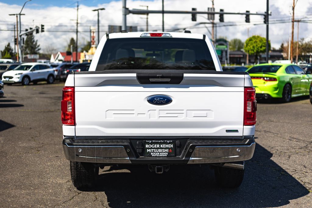 Used 2022 Ford F150 XLT w/ XTR Package AWD/4WD image 12