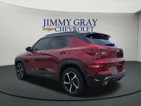 Used 2023 Chevrolet TrailBlazer RS w/ Sun and Liftgate Package FWD image 3