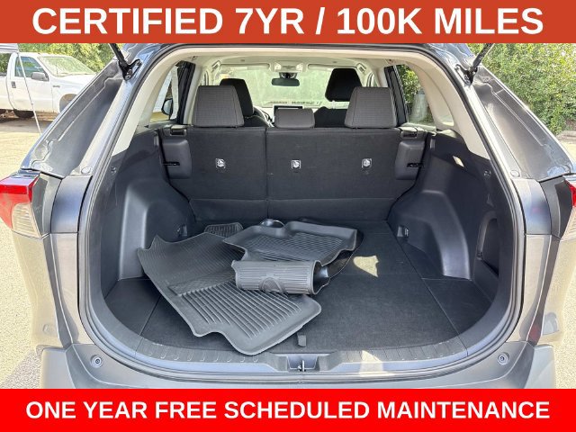 Used 2025 Toyota RAV4 LE AWD/4WD image 12